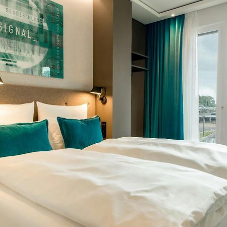 Motel One Koeln-Messe ภายนอก รูปภาพ