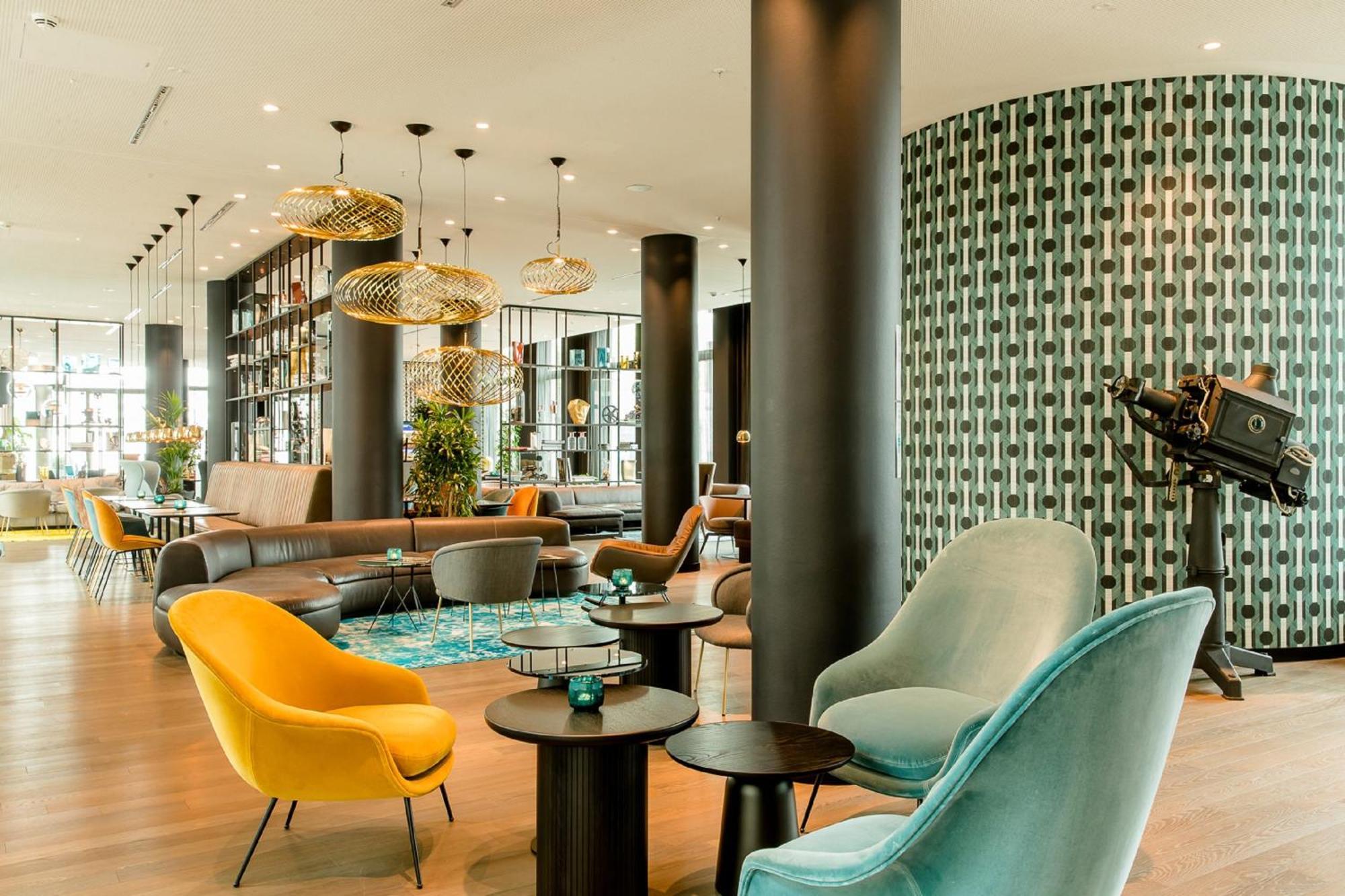 Motel One Koeln-Messe ภายนอก รูปภาพ