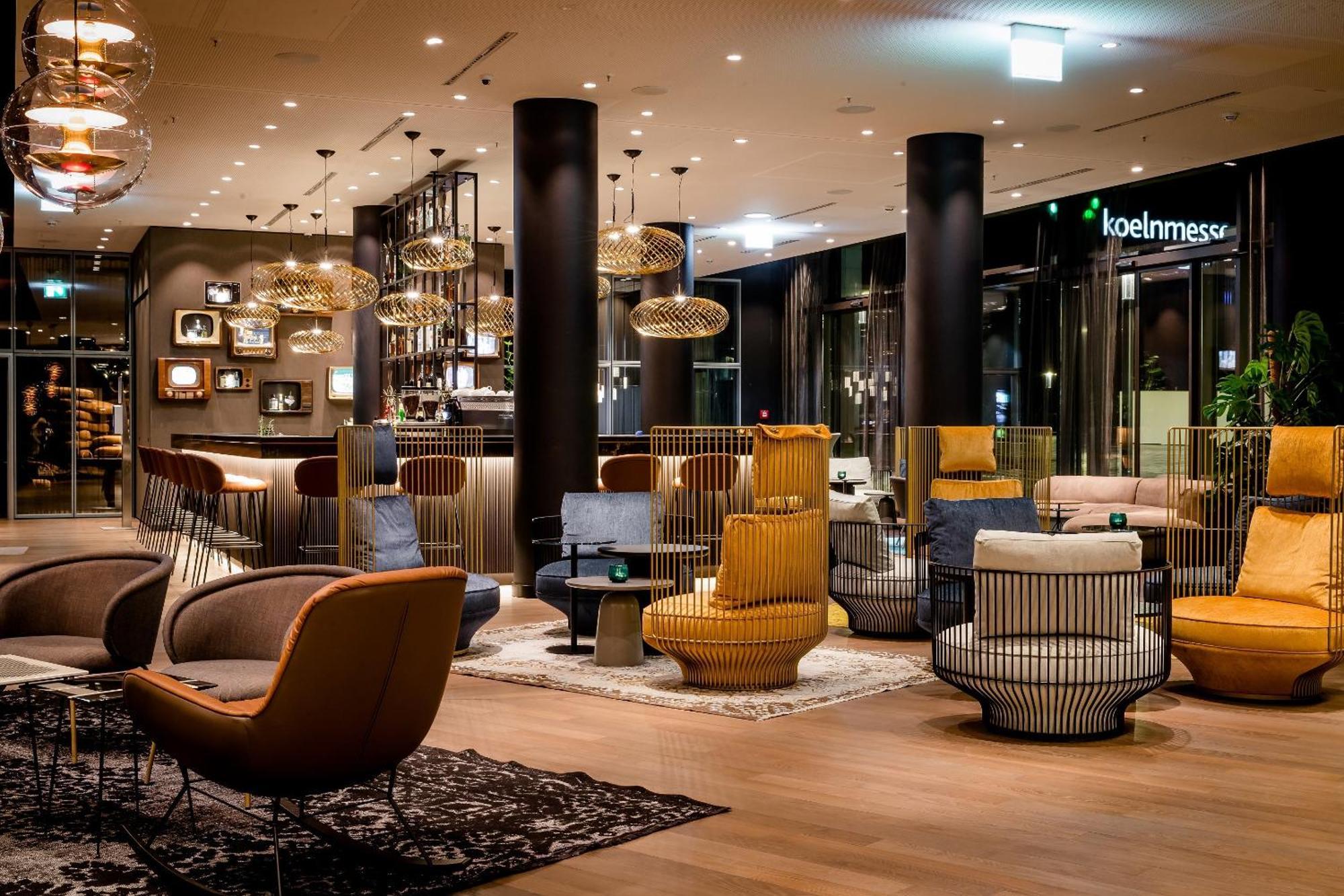 Motel One Koeln-Messe ภายนอก รูปภาพ